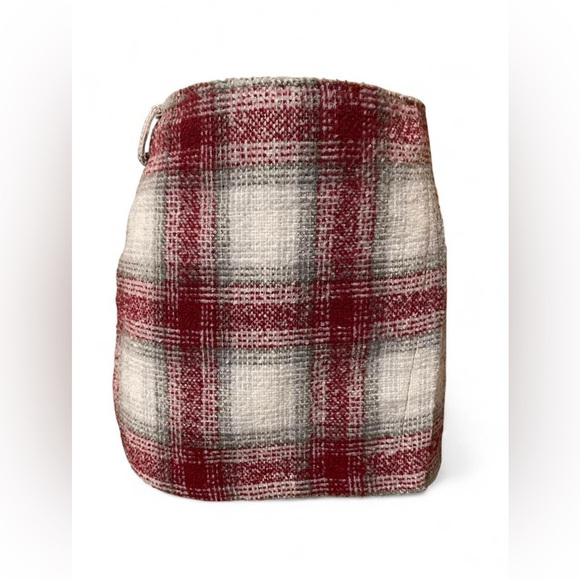 Forever 21 Red and Gray Plaid Mini Skirt - Picture 1 of 3